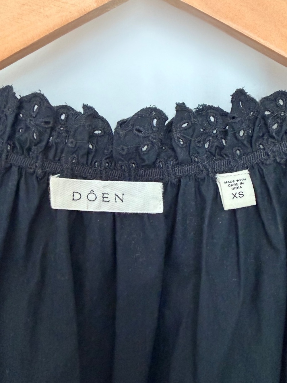 DÔEN Traveler Top, Size XS, in Black - Picture 11 of 15